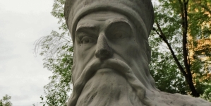 <%# $this->DataItem->marArticleFrom->title %