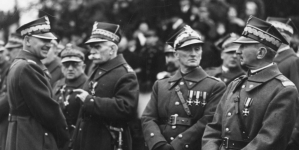 <%# $this->DataItem->marArticleFrom->title %