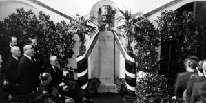 <%# $this->DataItem->marArticleFrom->title %