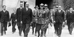 <%# $this->DataItem->marArticleFrom->title %