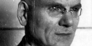 <%# $this->DataItem->marArticleFrom->title %