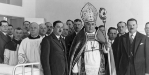 <%# $this->DataItem->marArticleFrom->title %