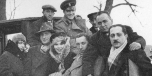 <%# $this->DataItem->marArticleFrom->title %