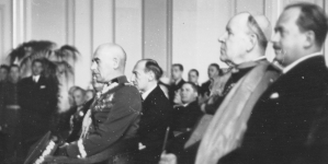 <%# $this->DataItem->marArticleFrom->title %