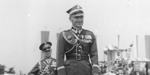 <%# $this->DataItem->marArticleFrom->title %