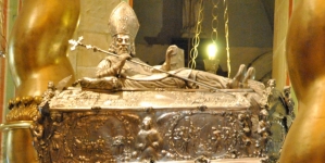 Relikwiarz św. Wojciecha w katedrze gnieźnieńskiej.