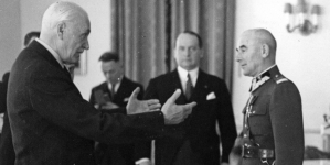 <%# $this->DataItem->marArticleFrom->title %