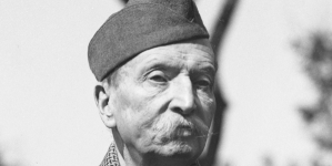 <%# $this->DataItem->marArticleFrom->title %