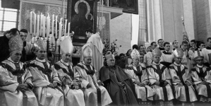 <%# $this->DataItem->marArticleFrom->title %