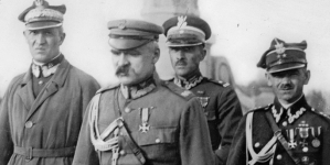 Marszałek Józef Piłsudski w dniu przewrotu majowego na moście Poniatowskiego w Warszawie 12.05.1926 r.