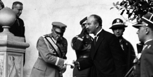 Wystawa pamiątek z epoki króla Jana III Sobieskiego w Muzeum na Wawelu w 1933 roku.