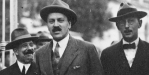 <%# $this->DataItem->marArticleFrom->title %