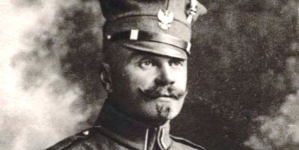 <%# $this->DataItem->marArticleFrom->title %