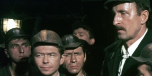 <%# $this->DataItem->marArticleFrom->title %