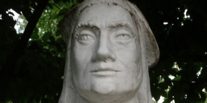 <%# $this->DataItem->marArticleFrom->title %