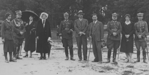 <%# $this->DataItem->marArticleFrom->title %