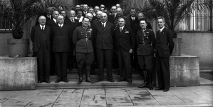 <%# $this->DataItem->marArticleFrom->title %