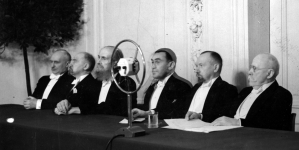 <%# $this->DataItem->marArticleFrom->title %