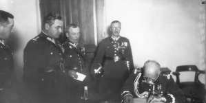 <%# $this->DataItem->marArticleFrom->title %