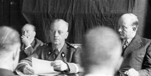 <%# $this->DataItem->marArticleFrom->title %