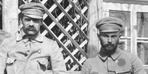 PARASOL OD  PIŁSUDSKIEGO