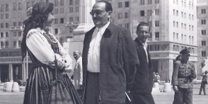 NIEZNOŚNA LEKKOŚĆ BYTU W PRL