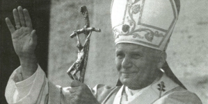 <%# $this->DataItem->marArticleFrom->title %