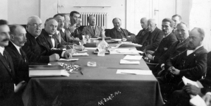 <%# $this->DataItem->marArticleFrom->title %