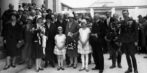 <%# $this->DataItem->marArticleFrom->title %