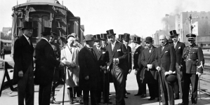 <%# $this->DataItem->marArticleFrom->title %