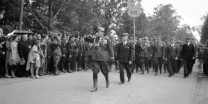 <%# $this->DataItem->marArticleFrom->title %