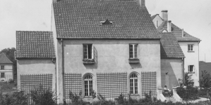 <%# $this->DataItem->marArticleFrom->title %