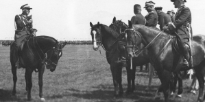 <%# $this->DataItem->marArticleFrom->title %