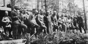 <%# $this->DataItem->marArticleFrom->title %