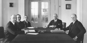 <%# $this->DataItem->marArticleFrom->title %