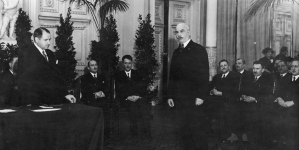 <%# $this->DataItem->marArticleFrom->title %