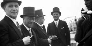 <%# $this->DataItem->marArticleFrom->title %