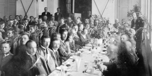 <%# $this->DataItem->marArticleFrom->title %