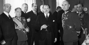 <%# $this->DataItem->marArticleFrom->title %