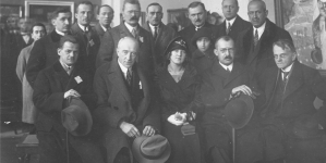 <%# $this->DataItem->marArticleFrom->title %