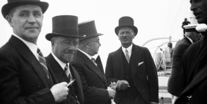 <%# $this->DataItem->marArticleFrom->title %