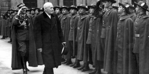 <%# $this->DataItem->marArticleFrom->title %