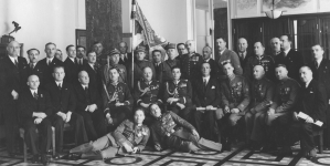 <%# $this->DataItem->marArticleFrom->title %