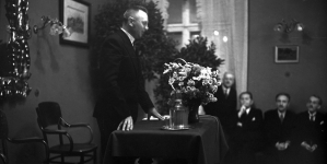 <%# $this->DataItem->marArticleFrom->title %