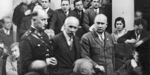 <%# $this->DataItem->marArticleFrom->title %