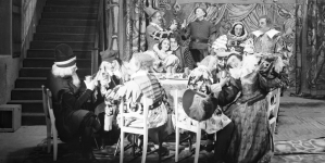 <%# $this->DataItem->marArticleFrom->title %