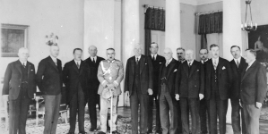 <%# $this->DataItem->marArticleFrom->title %