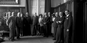 <%# $this->DataItem->marArticleFrom->title %