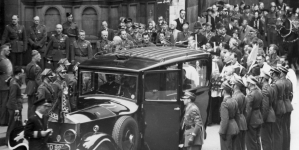 <%# $this->DataItem->marArticleFrom->title %