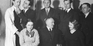 <%# $this->DataItem->marArticleFrom->title %